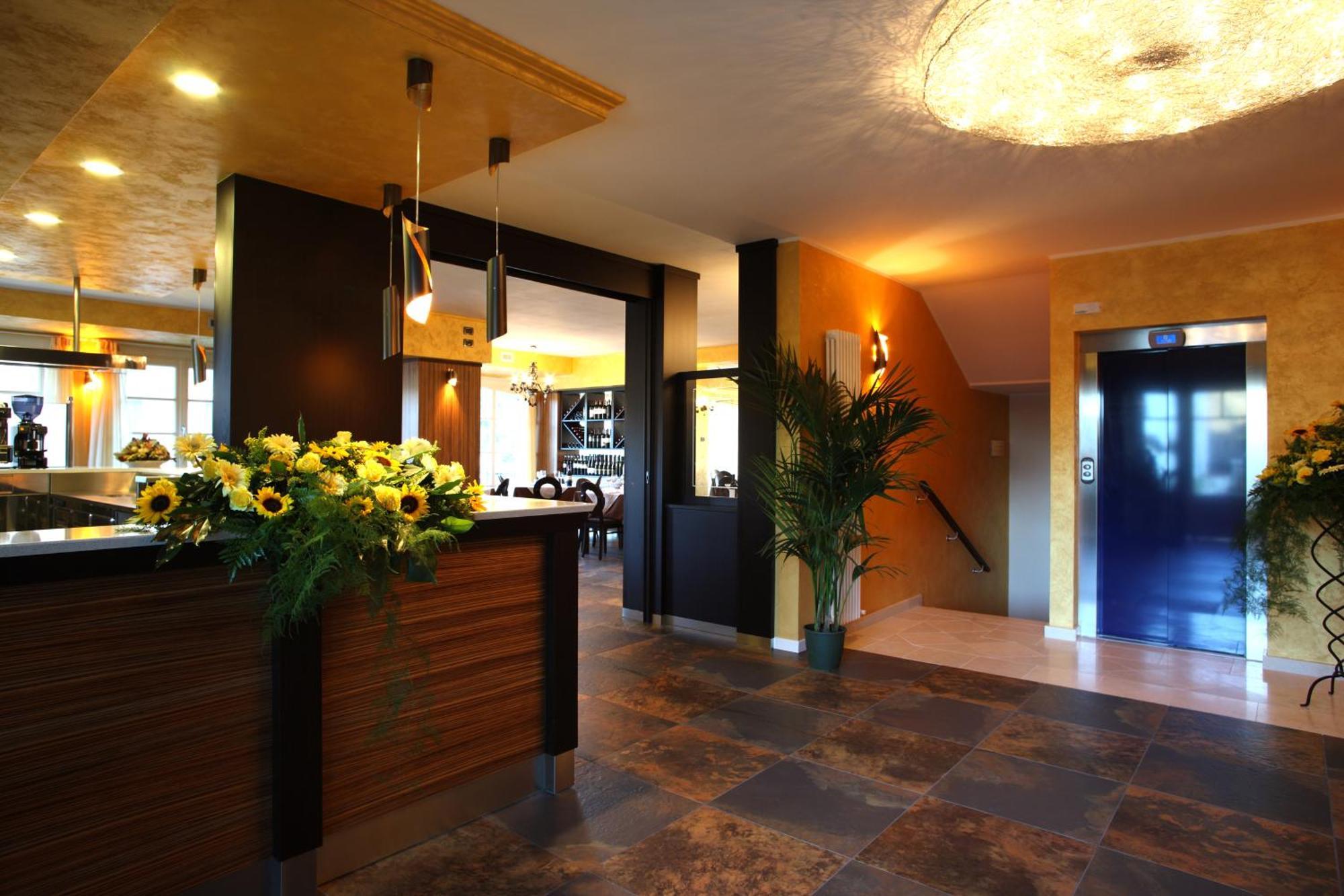 T'Ami Hotel Resort Spa Selvino Eksteriør bilde